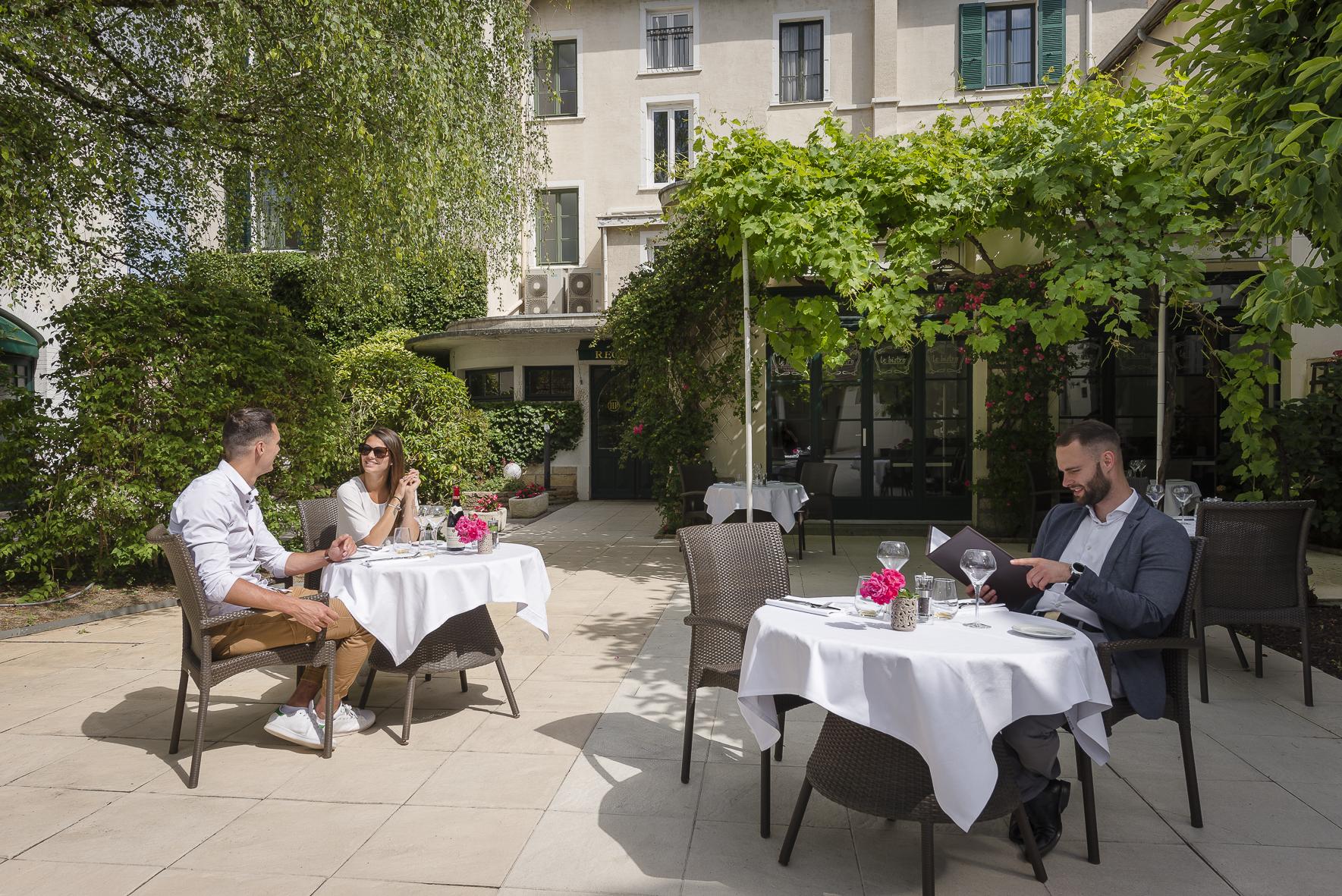 Najeti Hôtel de la Poste Beaune  Esterno foto